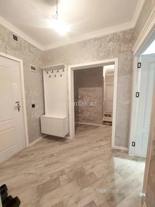 Satılır 2 otaqlı köhnə tikili 60 m²