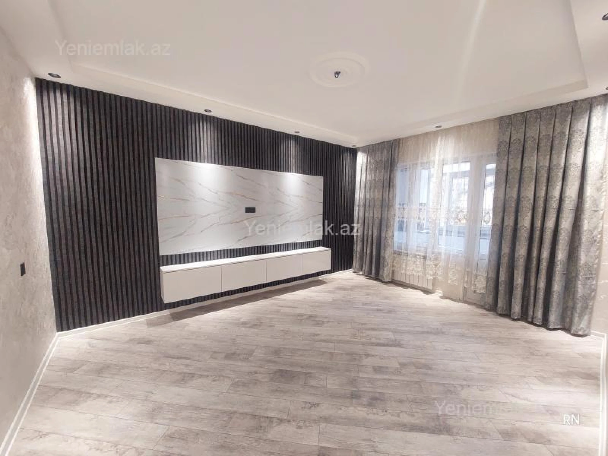 Satılır 2 otaqlı köhnə tikili 60 m²