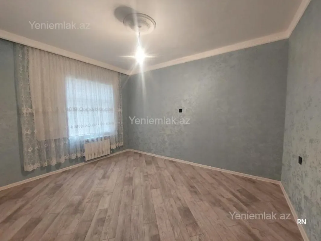 Satılır 2 otaqlı köhnə tikili 60 m²