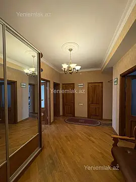 Satılır 3 otaqlı yeni tikili 120 m²