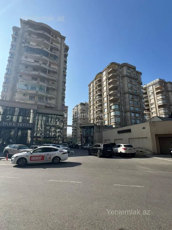 Satılır 2 otaqlı yeni tikili 68 m²
