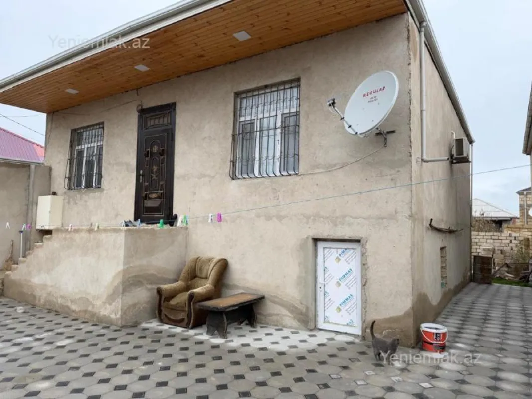 Satılır 3 otaqlı həyət evi 100 m²
