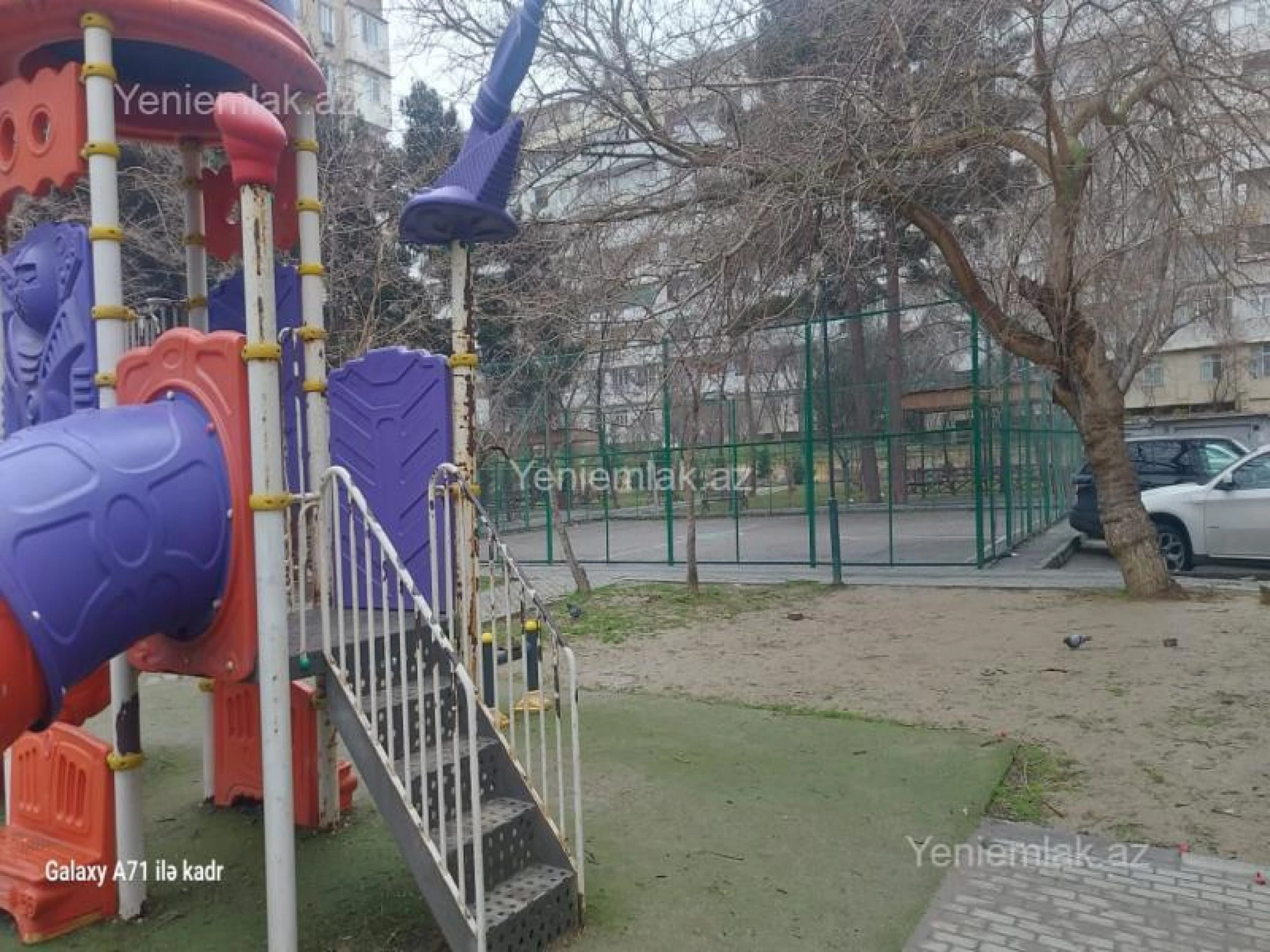 Satılır 2 otaqlı köhnə tikili 55 m²