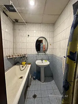 Satılır 2 otaqlı köhnə tikili 55 m²