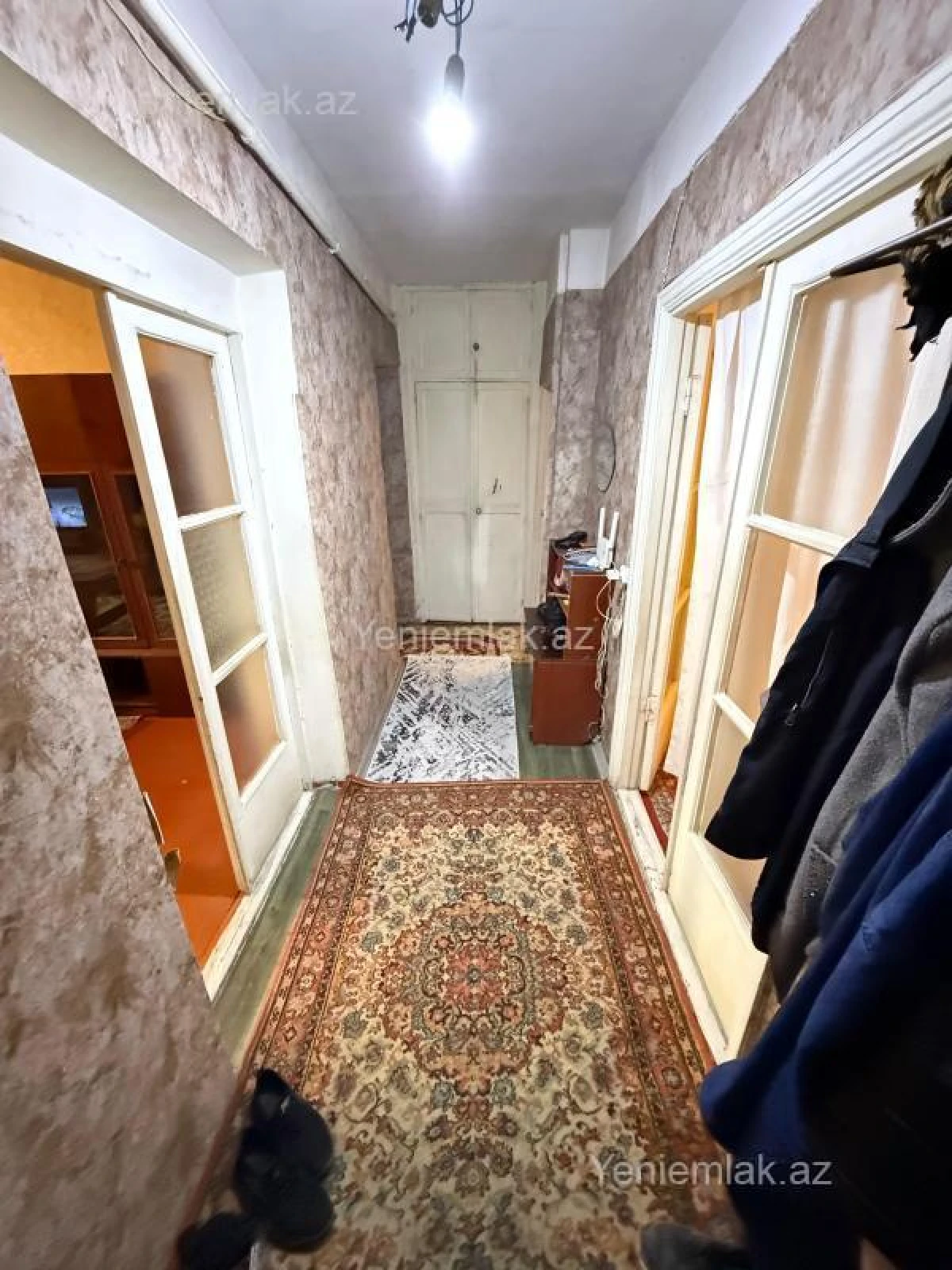 Satılır 3 otaqlı köhnə tikili 75 m²