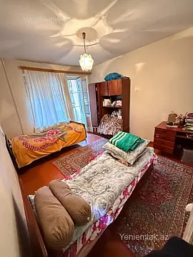 Satılır 3 otaqlı köhnə tikili 75 m²