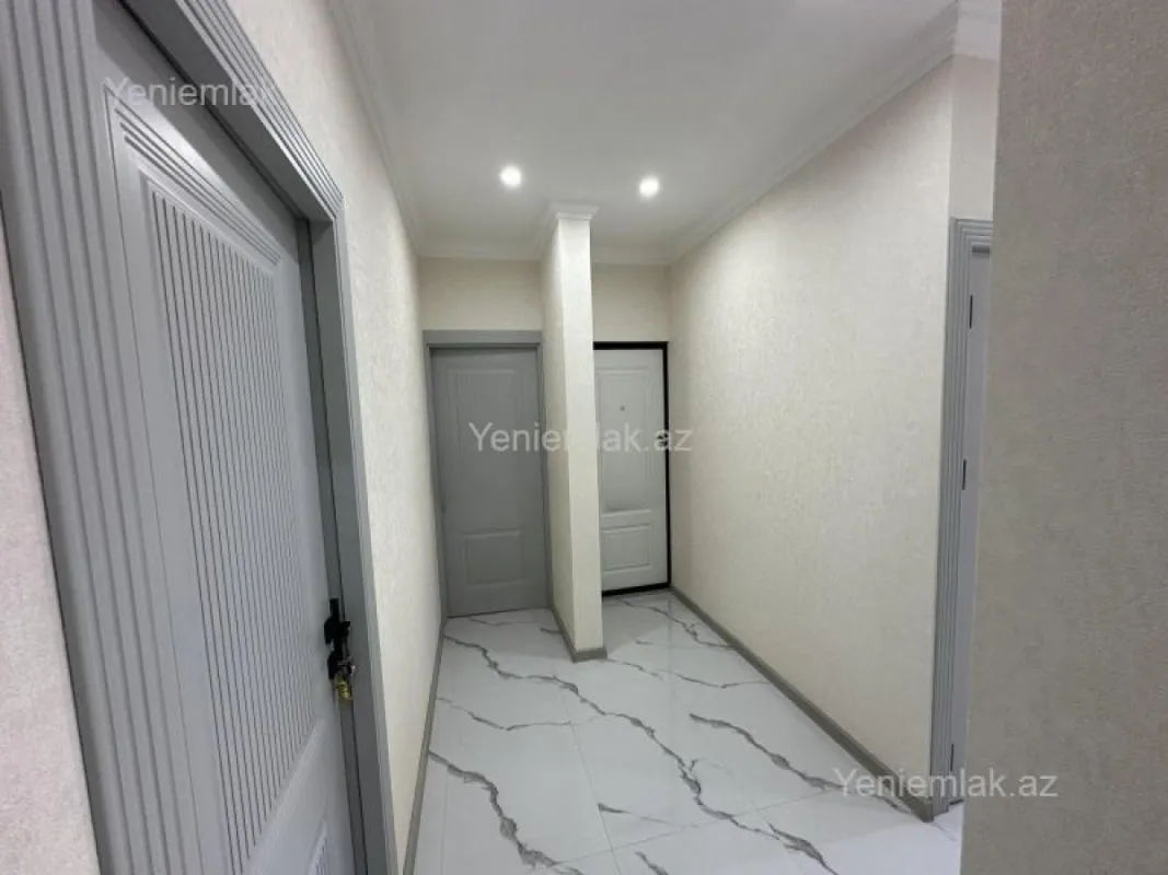 Satılır 5 otaqlı köhnə tikili 120 m²
