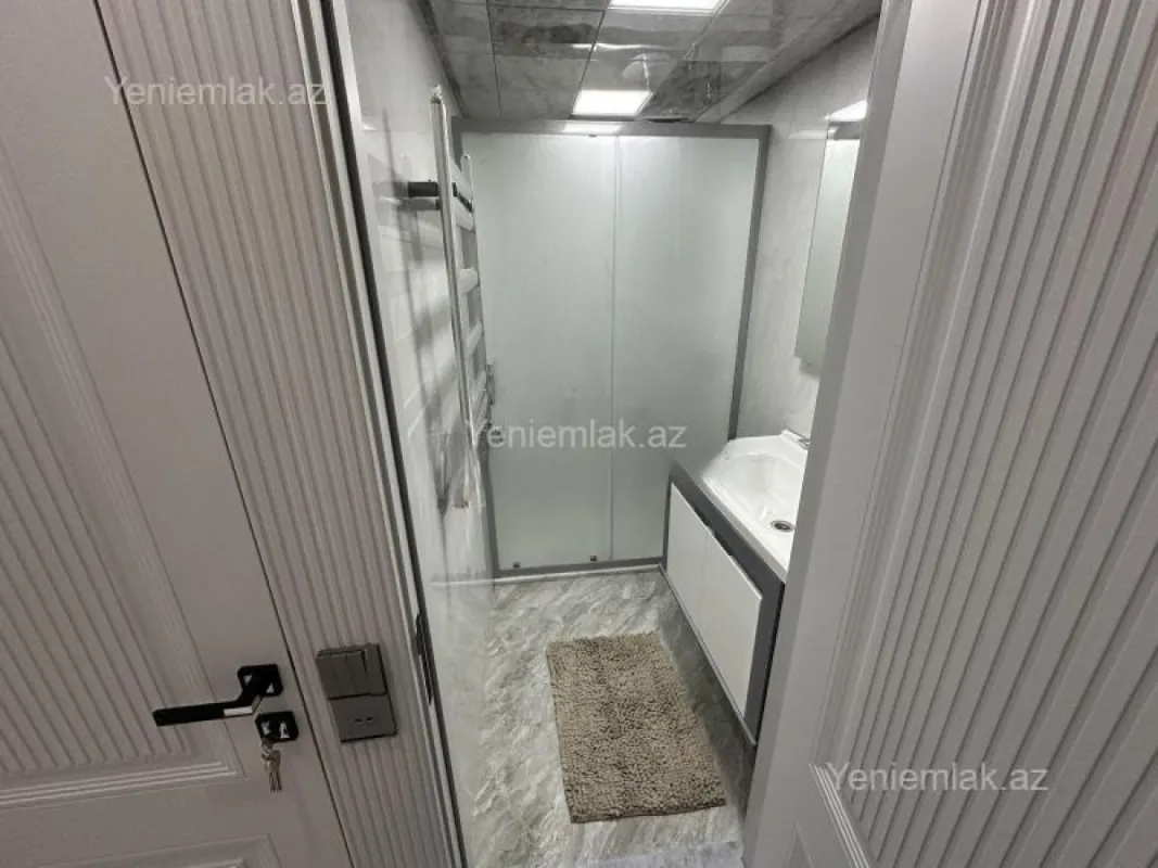 Satılır 5 otaqlı köhnə tikili 120 m²