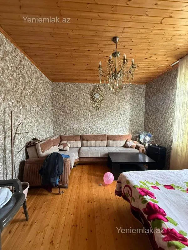 Satılır 5 otaqlı həyət evi 160 m²