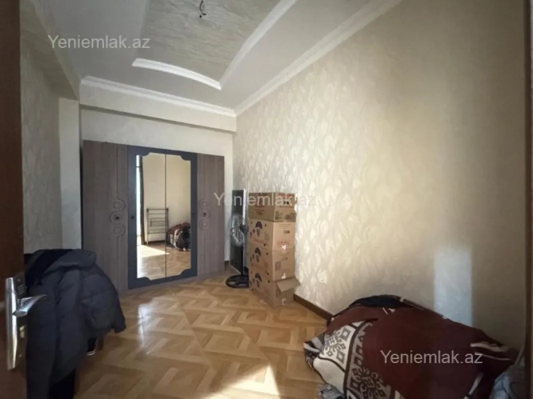 Satılır 3 otaqlı yeni tikili 70 m²