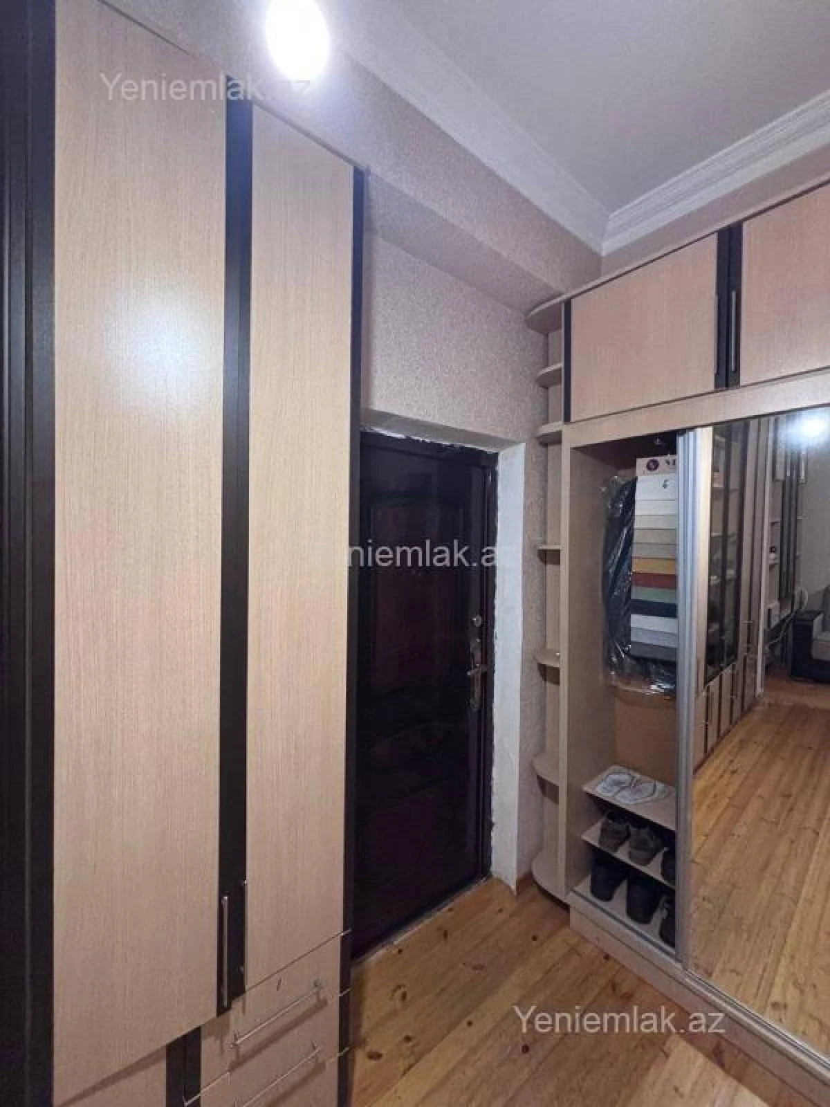 Satılır 2 otaqlı yeni tikili 70 m²