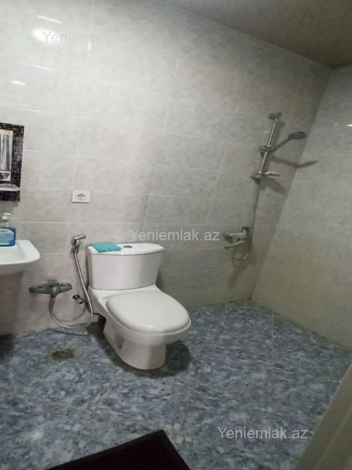 Satılır 3 otaqlı yeni tikili 85 m²