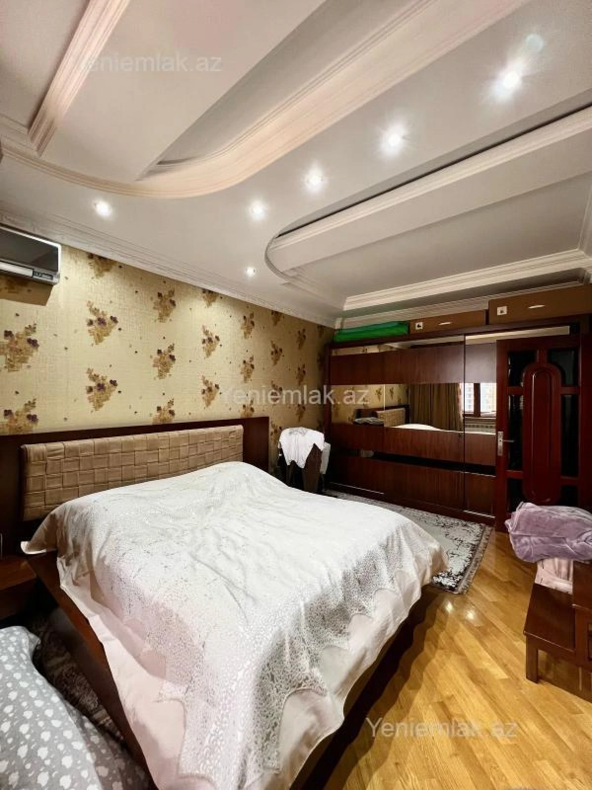 Satılır 2 otaqlı yeni tikili 85 m²