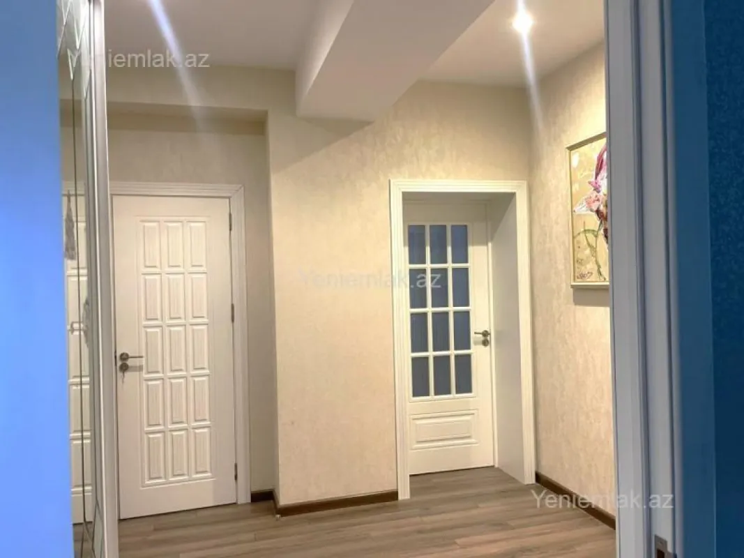 Satılır 2 otaqlı yeni tikili 90 m²