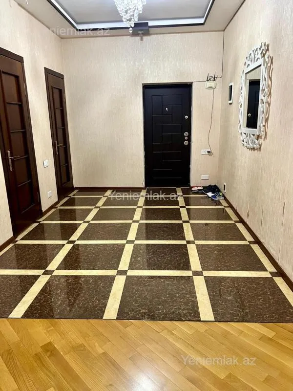 Satılır 3 otaqlı yeni tikili 120 m²