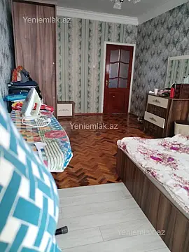 Satılır 4 otaqlı köhnə tikili 100 m²