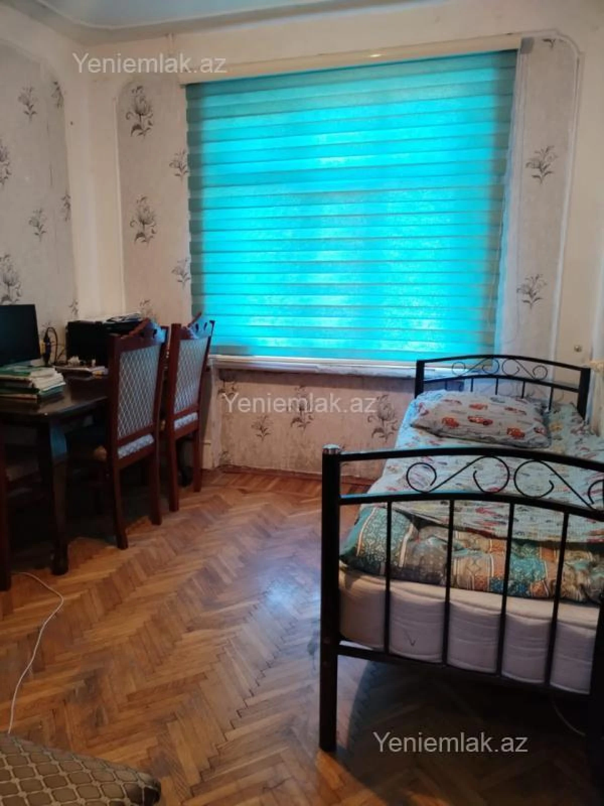 Satılır 4 otaqlı köhnə tikili 100 m²