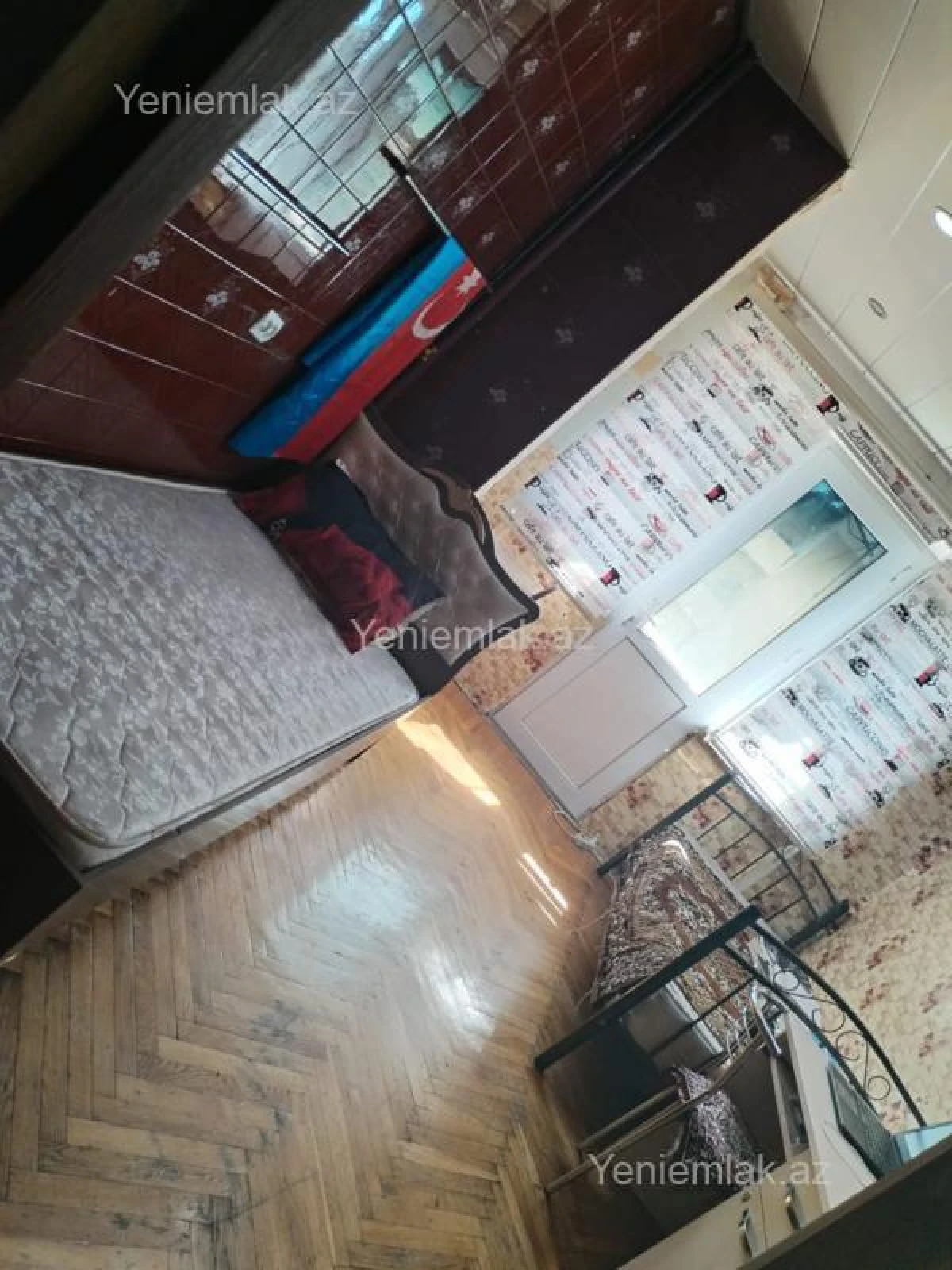 Satılır 4 otaqlı köhnə tikili 100 m²