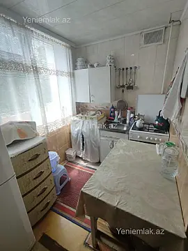 Satılır 2 otaqlı köhnə tikili 46 m²