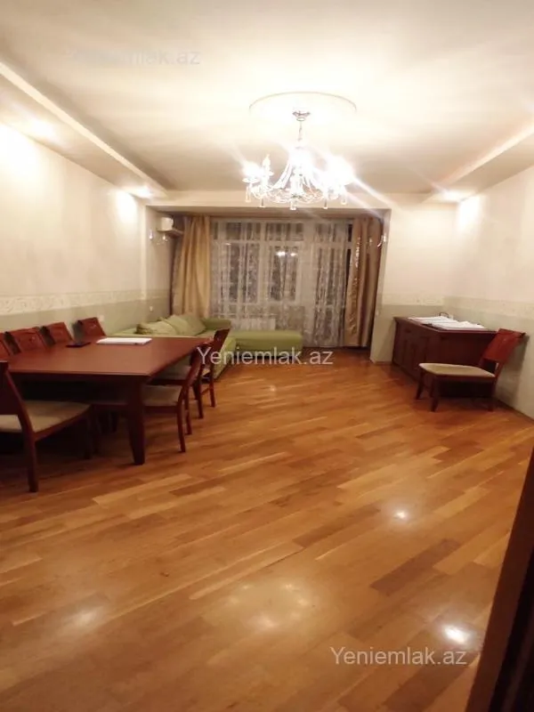 Satılır 2 otaqlı yeni tikili 70 m²