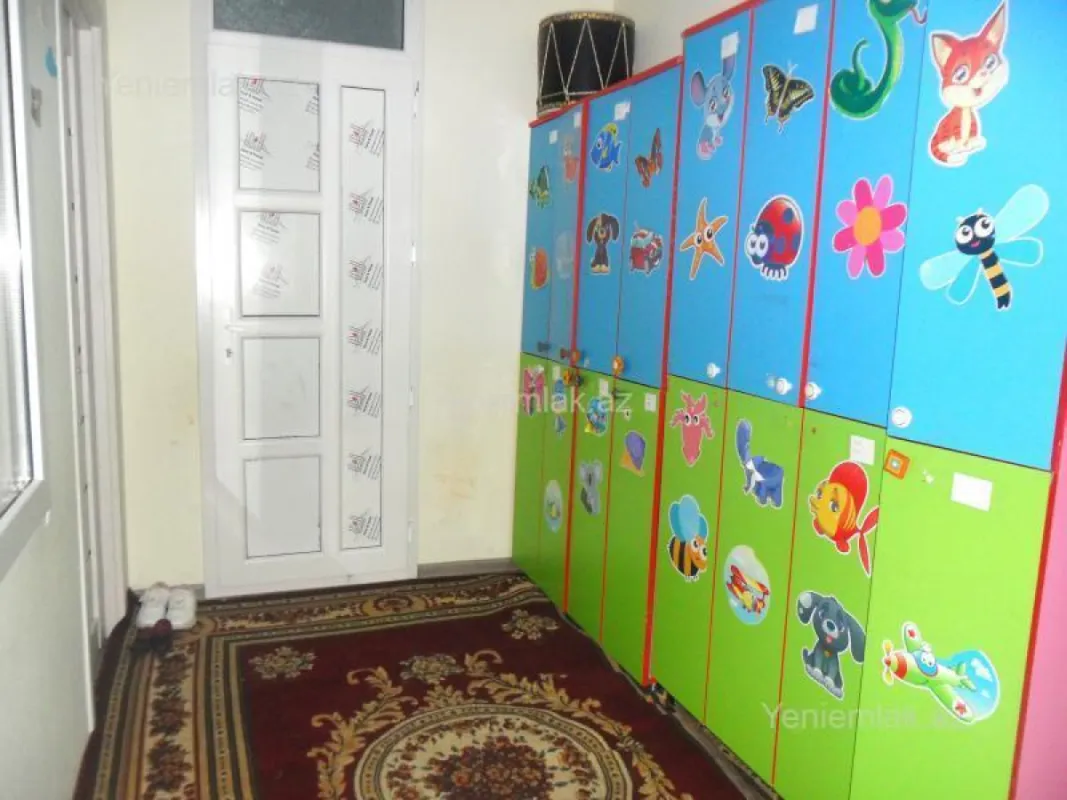 Satılır 7 otaqlı obyekt 200 m²