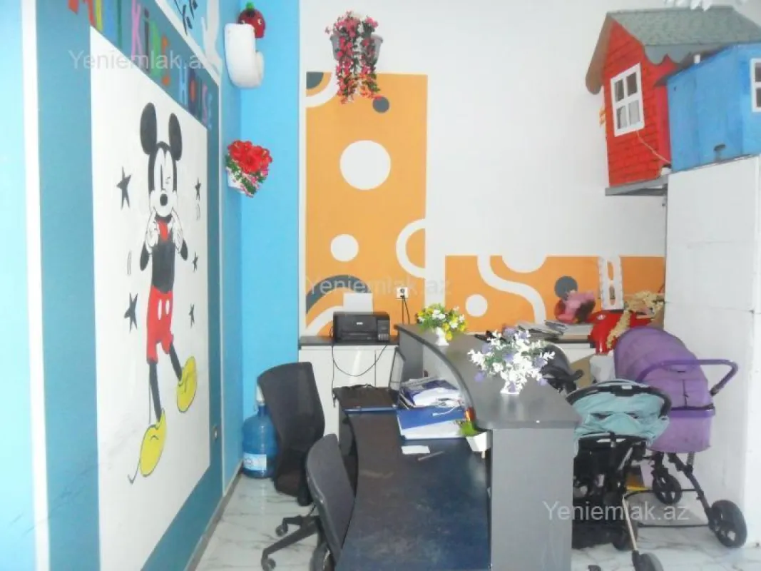 Satılır 7 otaqlı obyekt 200 m²