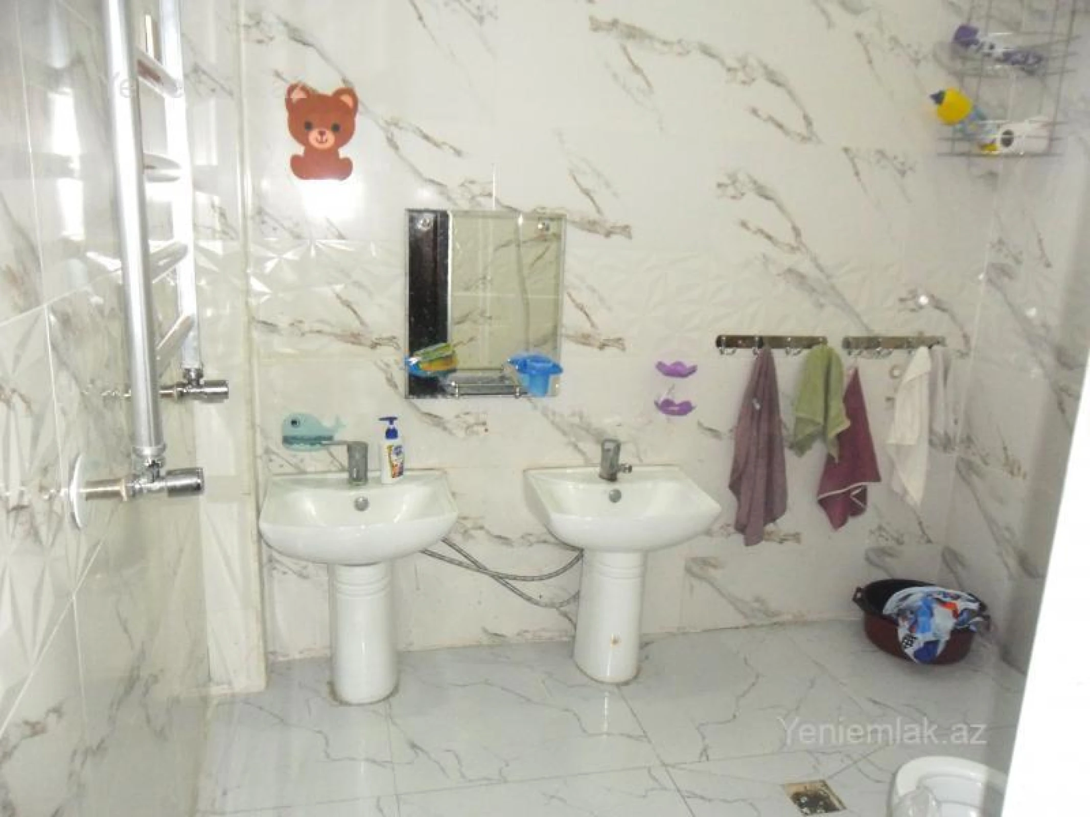 Satılır 7 otaqlı obyekt 200 m²