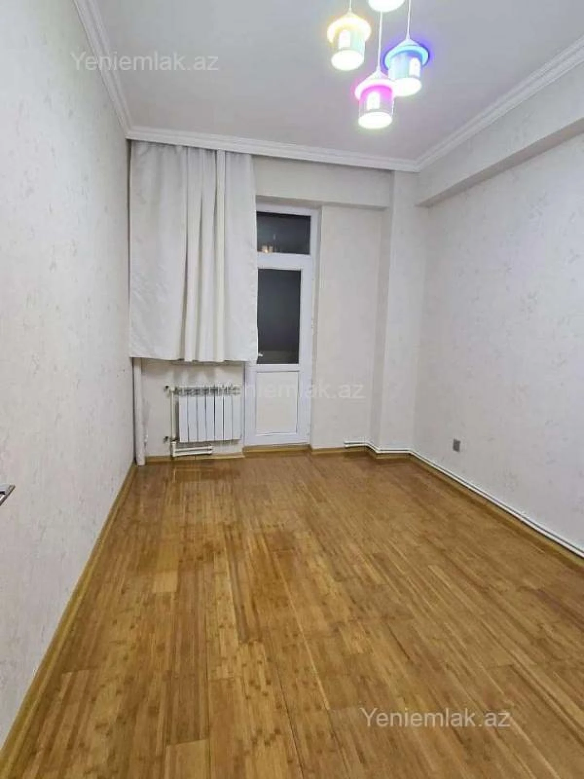 Satılır 3 otaqlı yeni tikili 83 m²
