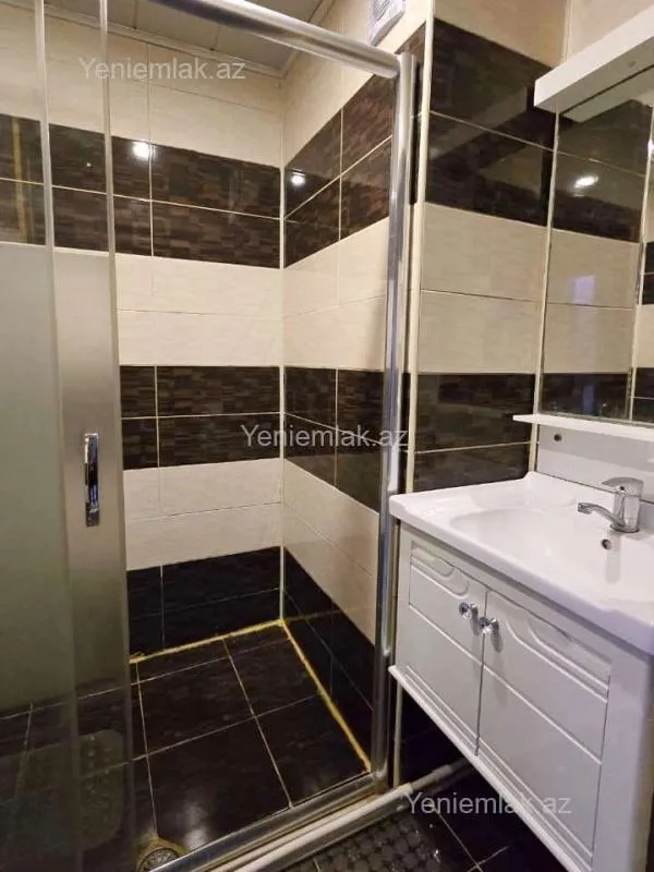 Satılır 3 otaqlı yeni tikili 83 m²