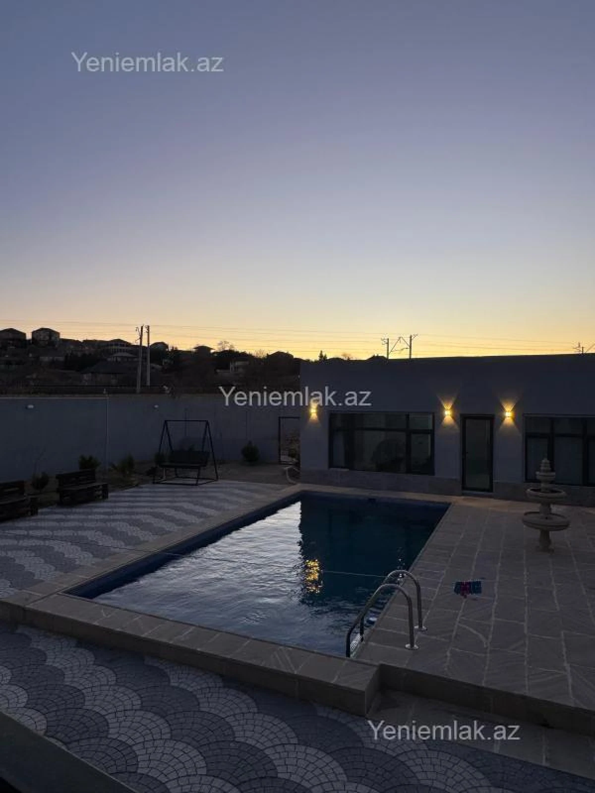 Satılır 5 otaqlı həyət evi 200 m²