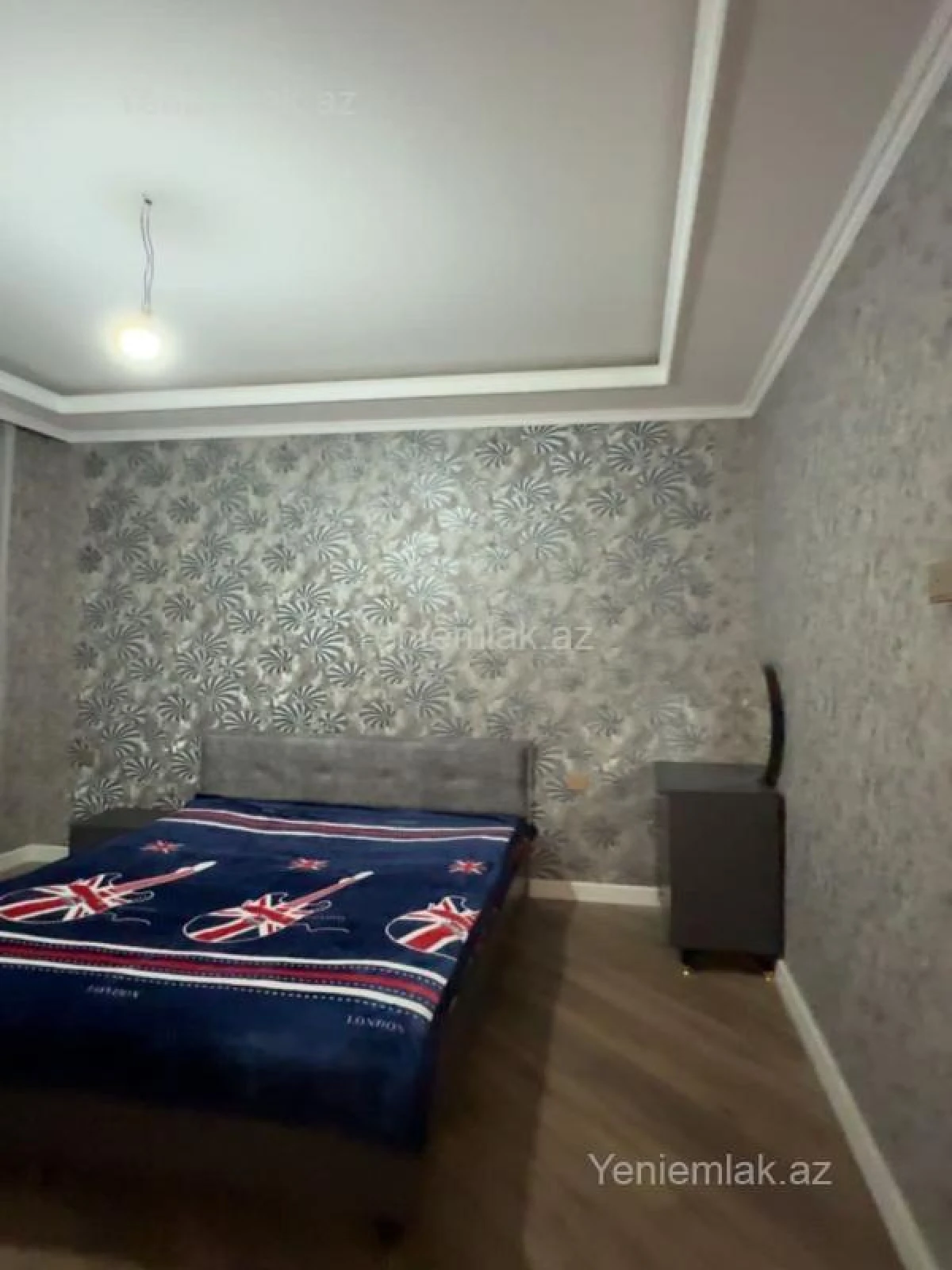 Satılır 5 otaqlı həyət evi 200 m²