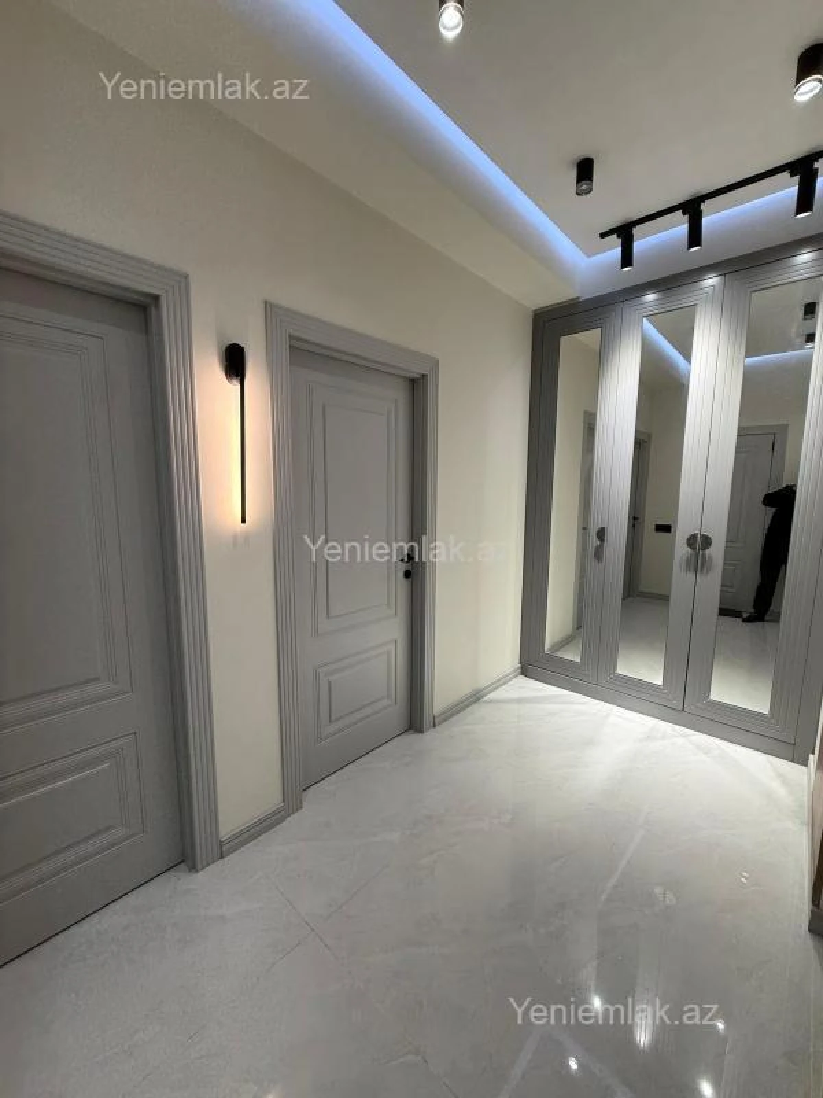 Satılır 2 otaqlı yeni tikili 55 m²