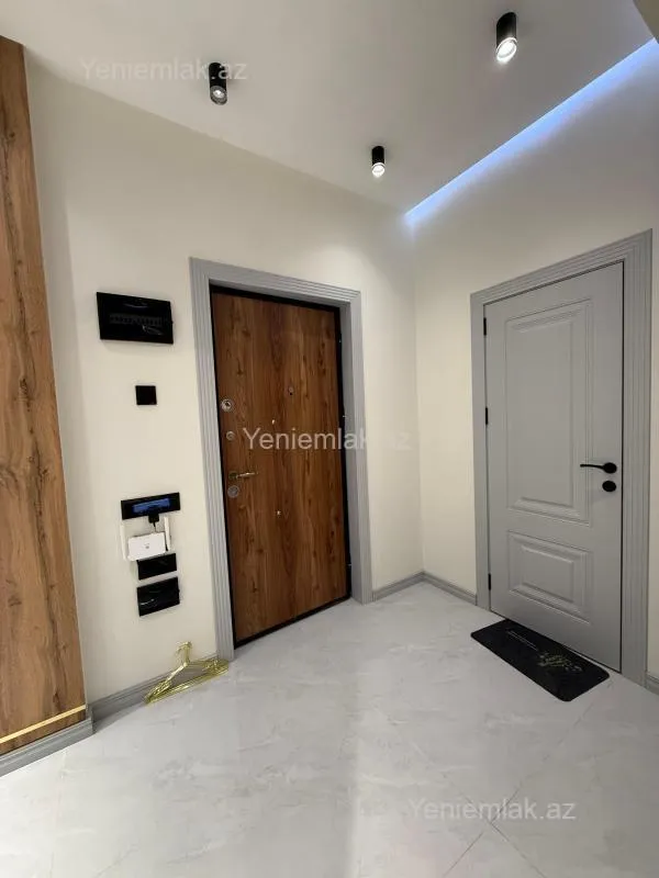 Satılır 2 otaqlı yeni tikili 55 m²