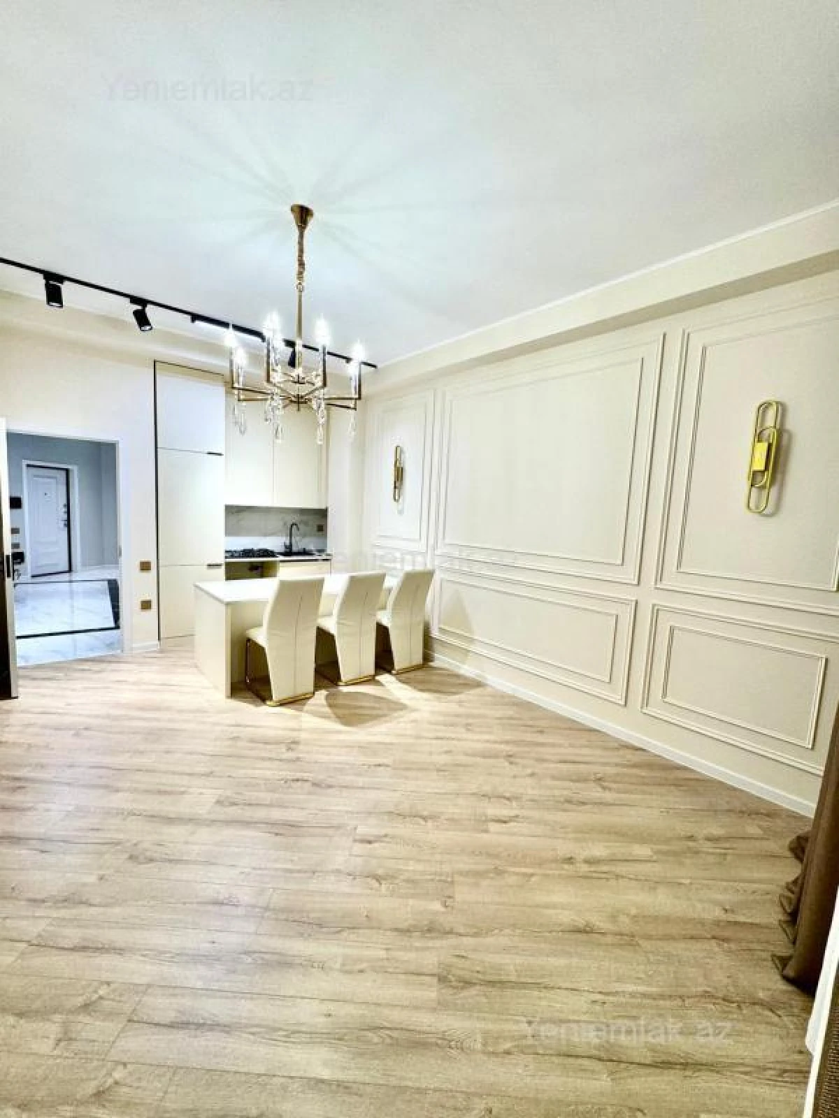 Satılır 3 otaqlı yeni tikili 74 m²
