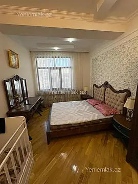 Satılır 3 otaqlı yeni tikili 132 m²