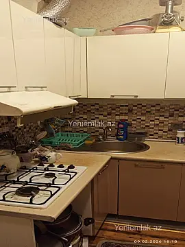 Satılır 2 otaqlı köhnə tikili 50 m²