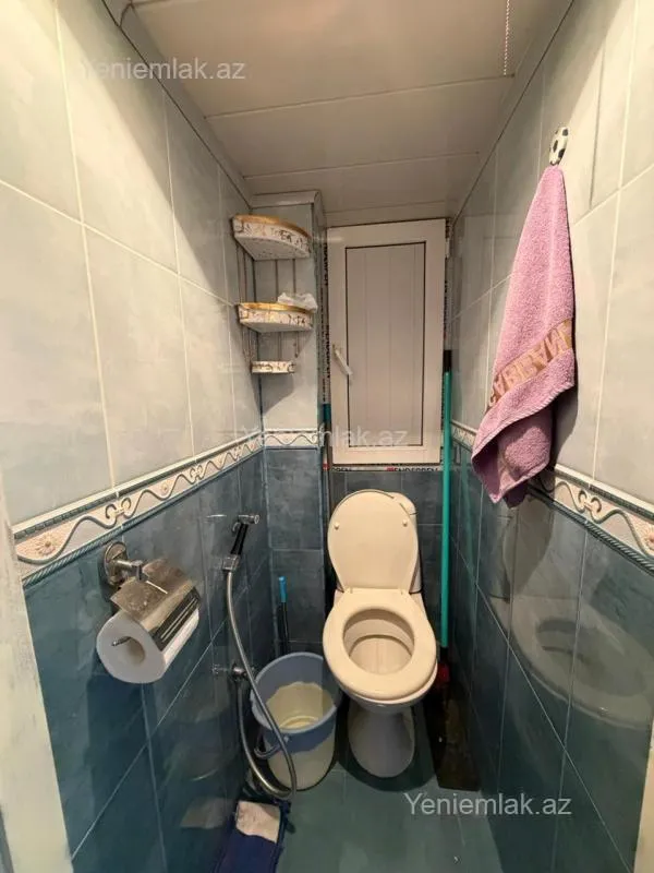 Satılır 2 otaqlı köhnə tikili 55 m²