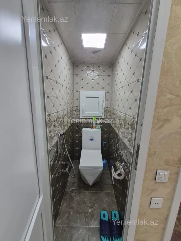 Satılır 4 otaqlı köhnə tikili 120 m²