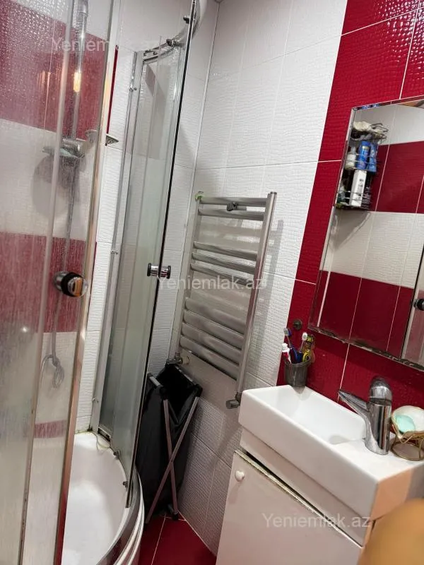 Satılır 2 otaqlı yeni tikili 80 m²