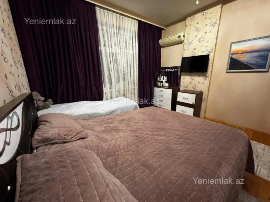 Satılır 2 otaqlı yeni tikili 80 m²