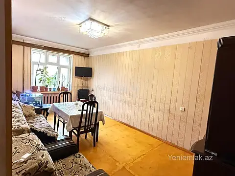 Satılır 2 otaqlı köhnə tikili 65 m²