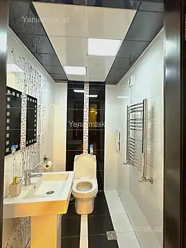 Satılır 3 otaqlı yeni tikili 110 m²