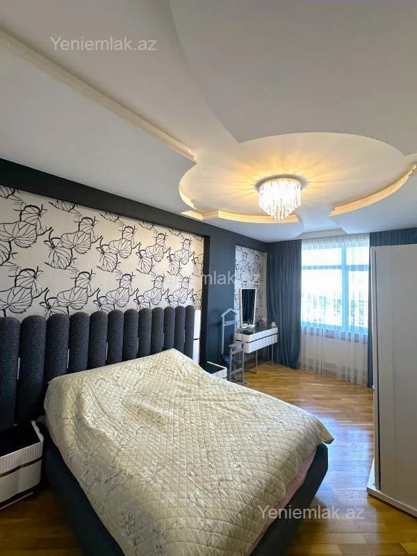 Satılır 3 otaqlı yeni tikili 110 m²