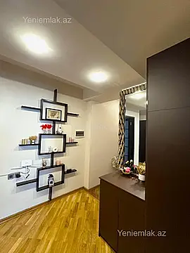 Satılır 3 otaqlı yeni tikili 110 m²