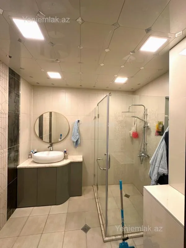 Satılır 3 otaqlı yeni tikili 110 m²