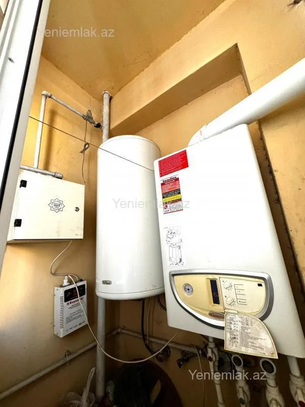 Satılır 4 otaqlı yeni tikili 130 m²