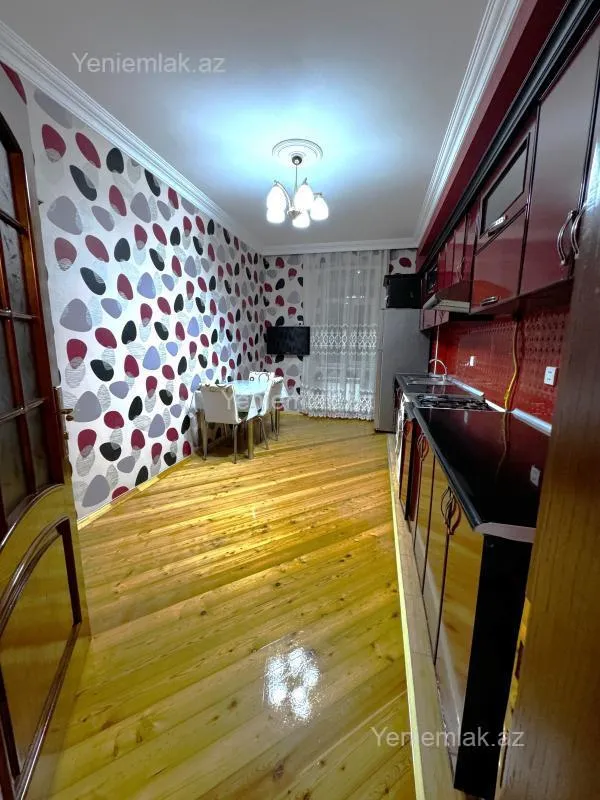 Satılır 4 otaqlı yeni tikili 130 m²