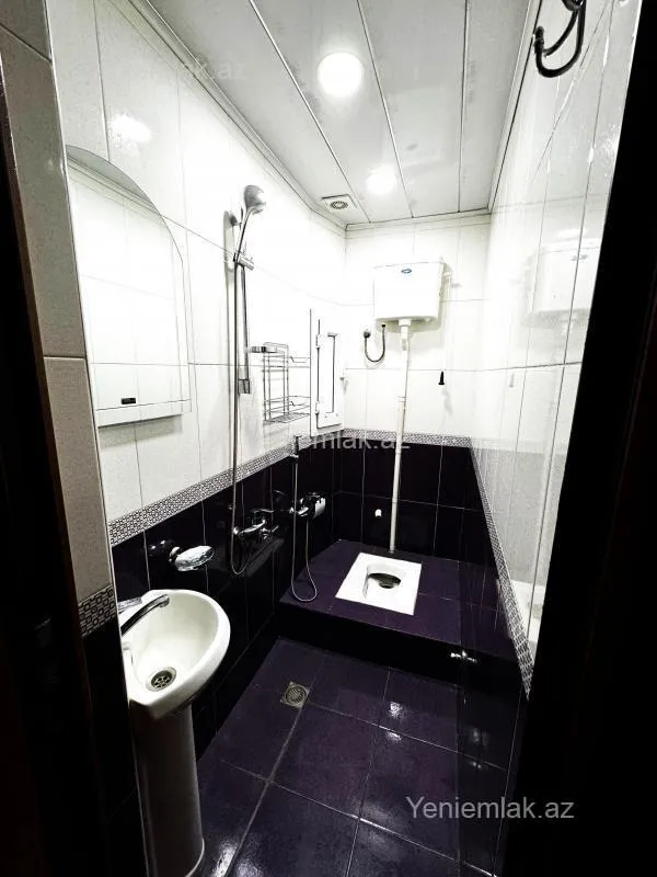 Satılır 4 otaqlı yeni tikili 130 m²