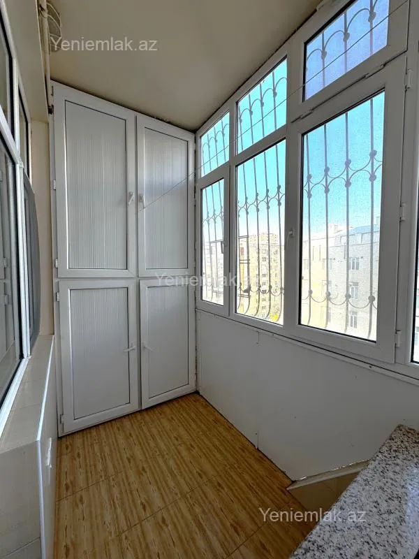 Satılır 4 otaqlı yeni tikili 130 m²