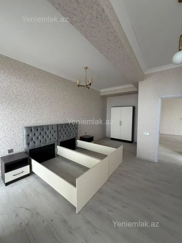 Satılır 3 otaqlı yeni tikili 133.38 m²